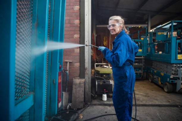 Why Choose Our Certified Pressure Washing Experts for Your Project Needs in Ava, MO?